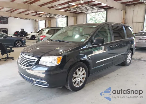 2016 Chrysler Town & Country Touring from USA, damaged, VIN 2C4RC1BG3GR281225